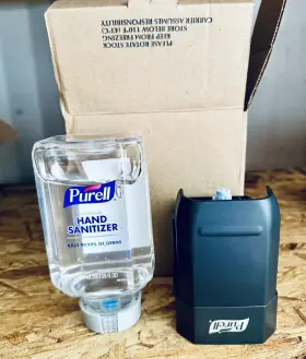 4424-100-D1 PURELL Dispenser Starter Push Sanitizer Kit