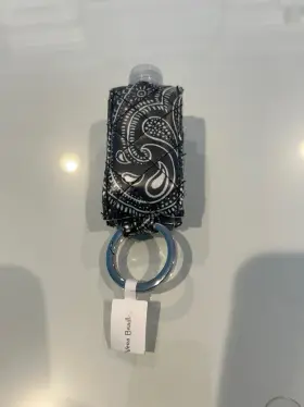 886003822678 VERA BRADLEY Clean Bradly Sanitizer Key Chain