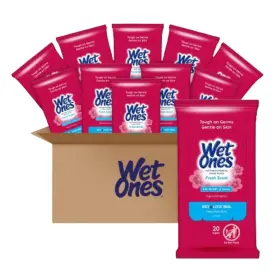 313105582570 WET ONES Antibacterial Wipes Travel Pack
