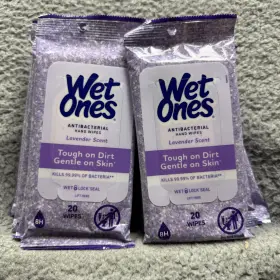 93046352 WET ONES Antibacterial Wipes Lavender Scent