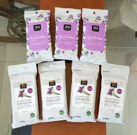 42681-6809-3 WHOLE FOODS MARKET Sanitizer Wipes Lavender