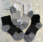Men Women Nwt Doctors Select Diabetic Socks Black White Gray 4 Pr Quarter Height. Fixed Price $6.75.