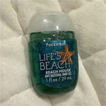 Bath & Body Works Pocketbac Life's A Beach Green Antibacterial Hand Gel 1 Fl Oz. Fixed Price $28.00.
