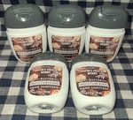 5-pack New Snowy Peach Berry Moisturizing Pocketbac Sanitizer Bath & Body Works. Fixed Price $26.00.