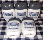 5-pack New Blueberry Bellini Moisturizing Pocketbac Sanitizers Bath & Body Works. Fixed Price $26.00.