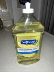 Softsoap Liquid Hand Soaprefreshing Citrus Refill 32 Fi Oz Each New (8) Total. Fixed Price $90.00.